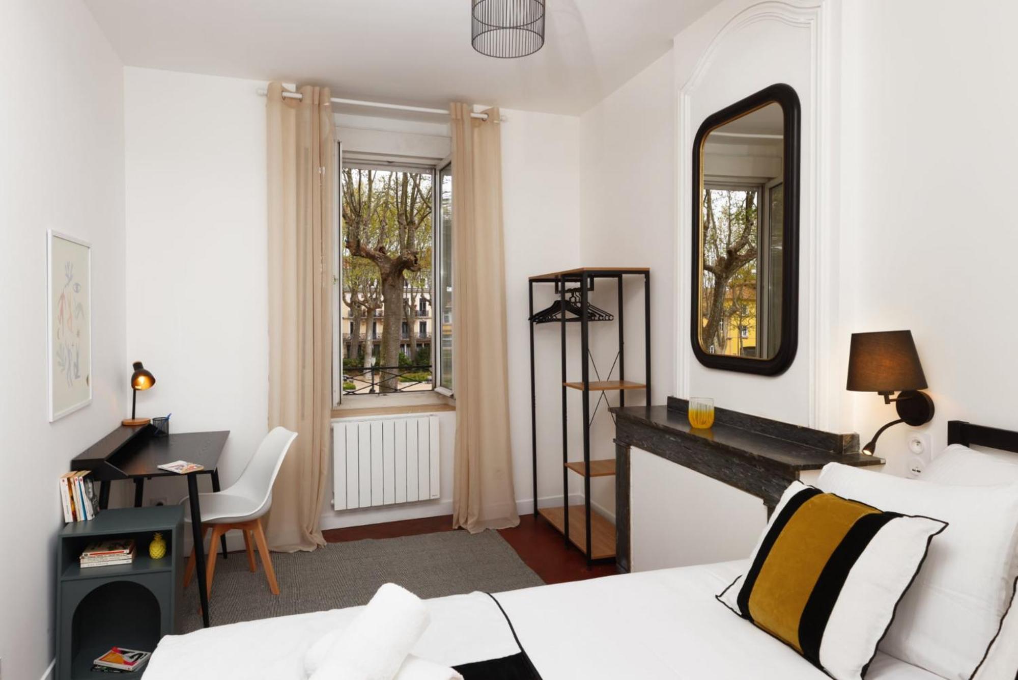 L'Art De Gambetta Conciergeriedamecarcas Apartment Carcassonne Exterior foto